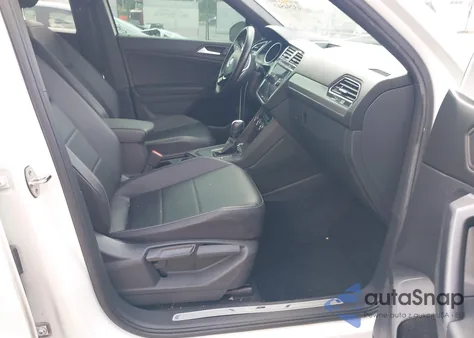 2021 Volkswagen Tiguan 2.0T Se/2.0T Se R-Line Black/2.0T Sel из США, поврежденный, VIN 3VV3B7AX5MM047864